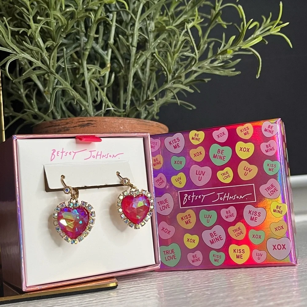 Betsey Johnson Pink Heart Crystal Stud Earrings Rhinestone Glam NWT